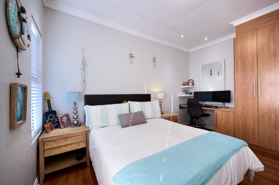 3 Bedroom Property for Sale in Waterfall Country Village Gauteng