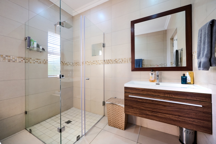 3 Bedroom Property for Sale in Waterfall Country Village Gauteng