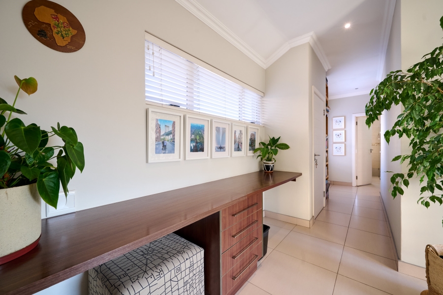 3 Bedroom Property for Sale in Waterfall Country Village Gauteng