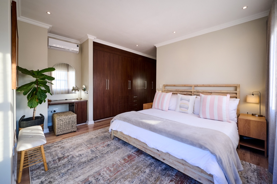 3 Bedroom Property for Sale in Waterfall Country Village Gauteng