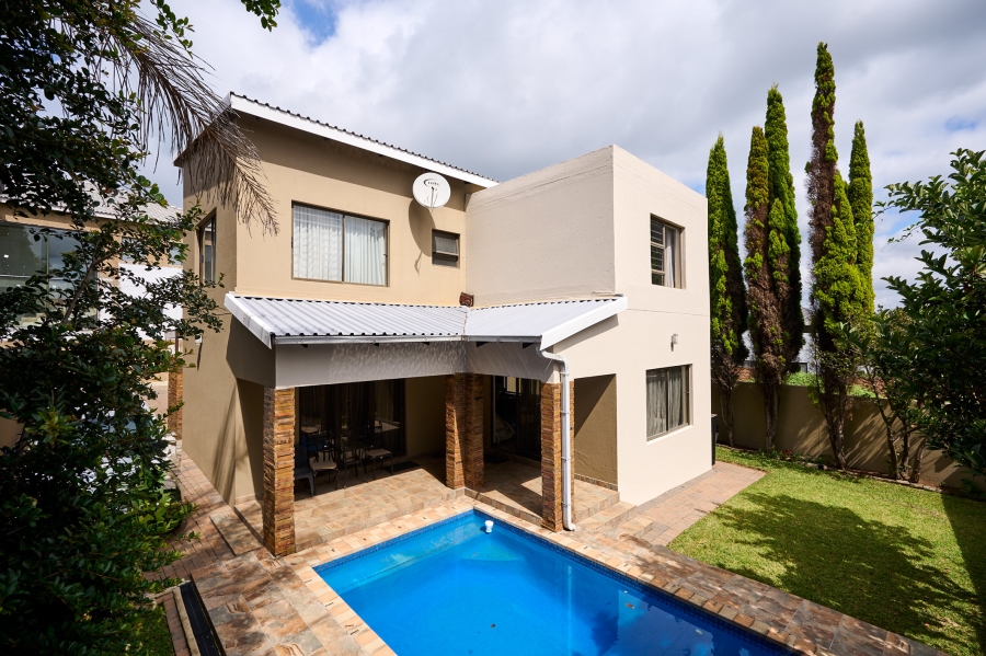 3 Bedroom Property for Sale in Carlswald North Estate Gauteng
