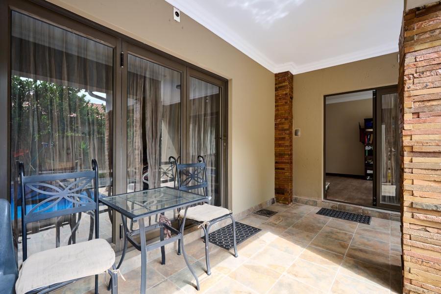 3 Bedroom Property for Sale in Carlswald North Estate Gauteng