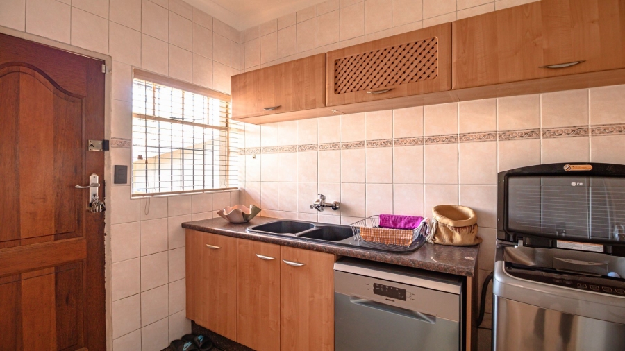 4 Bedroom Property for Sale in Croydon Gauteng