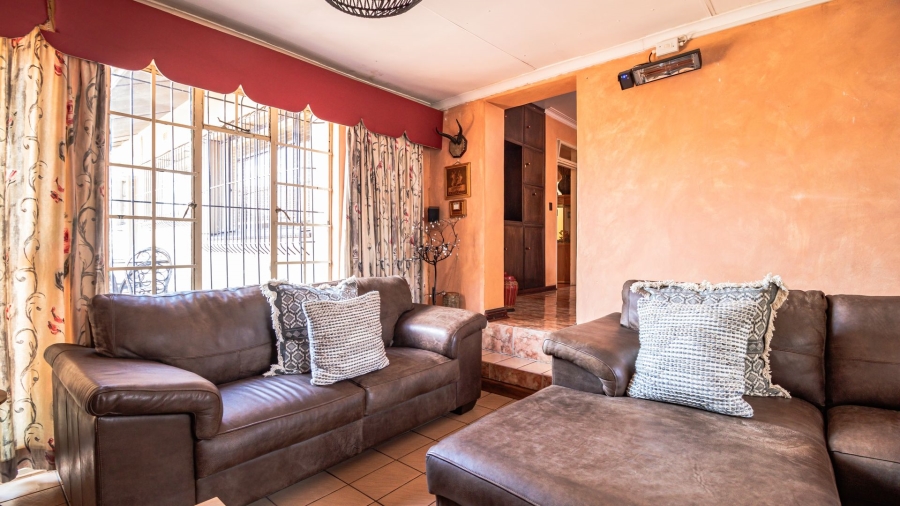 4 Bedroom Property for Sale in Croydon Gauteng
