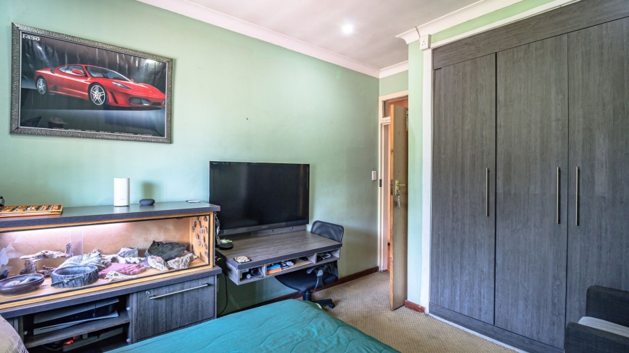 4 Bedroom Property for Sale in Croydon Gauteng