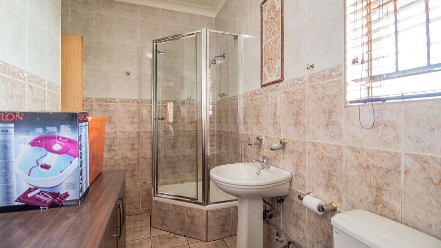 4 Bedroom Property for Sale in Croydon Gauteng