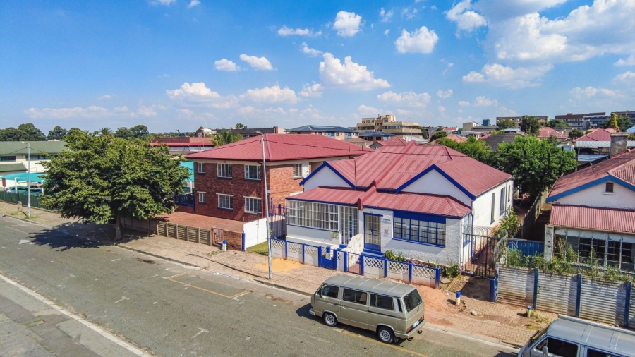 To Let 3 Bedroom Property for Rent in La Rochelle Gauteng