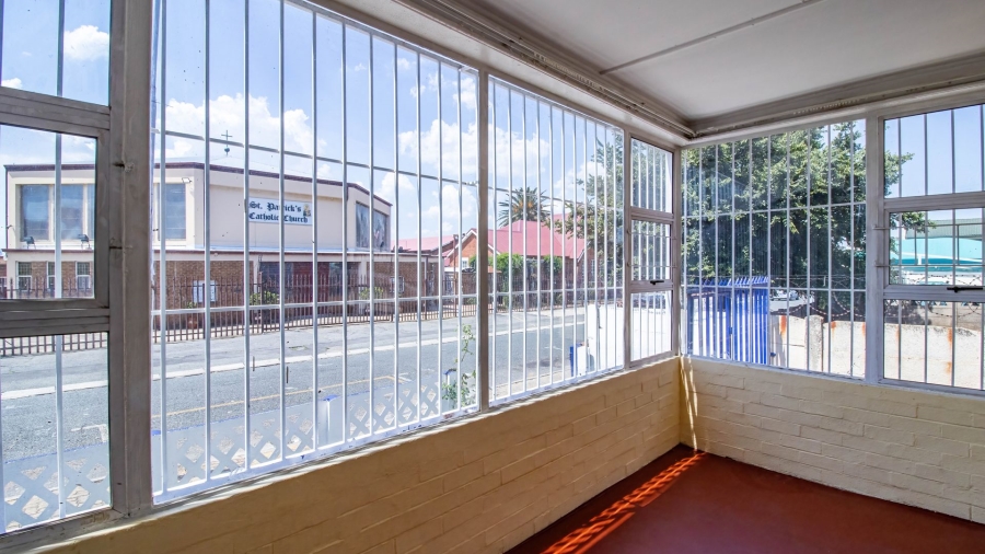 To Let 3 Bedroom Property for Rent in La Rochelle Gauteng