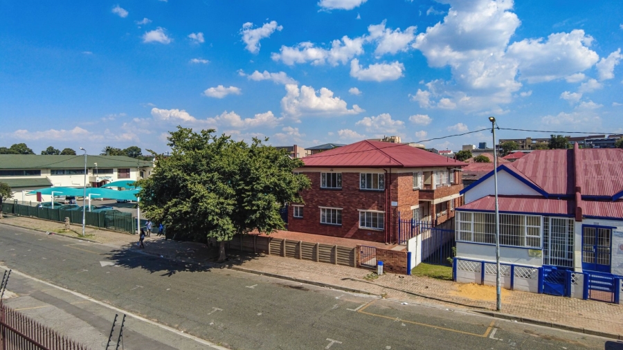 To Let 3 Bedroom Property for Rent in La Rochelle Gauteng