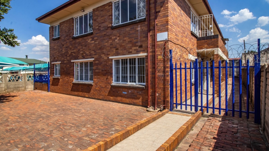 To Let 3 Bedroom Property for Rent in La Rochelle Gauteng