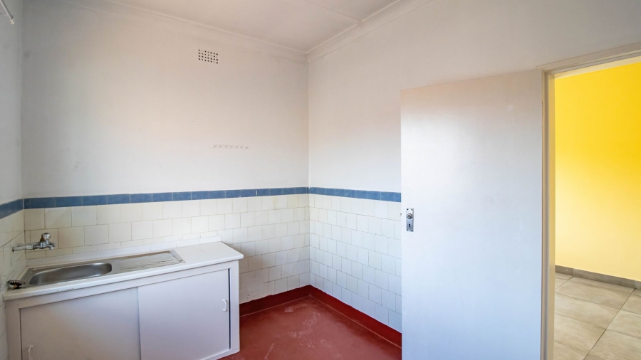 To Let 3 Bedroom Property for Rent in La Rochelle Gauteng