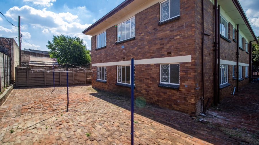 To Let 3 Bedroom Property for Rent in La Rochelle Gauteng