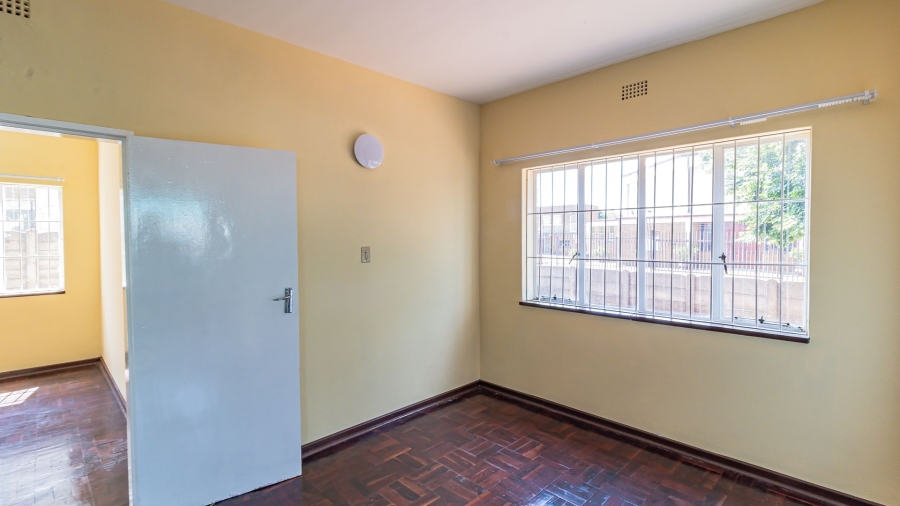 1 Bedroom Property for Sale in La Rochelle Gauteng