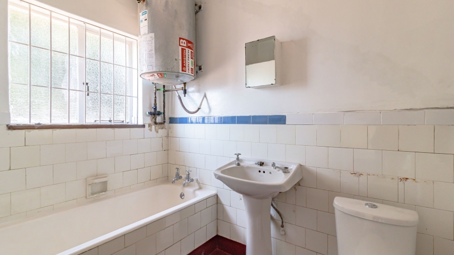 1 Bedroom Property for Sale in La Rochelle Gauteng