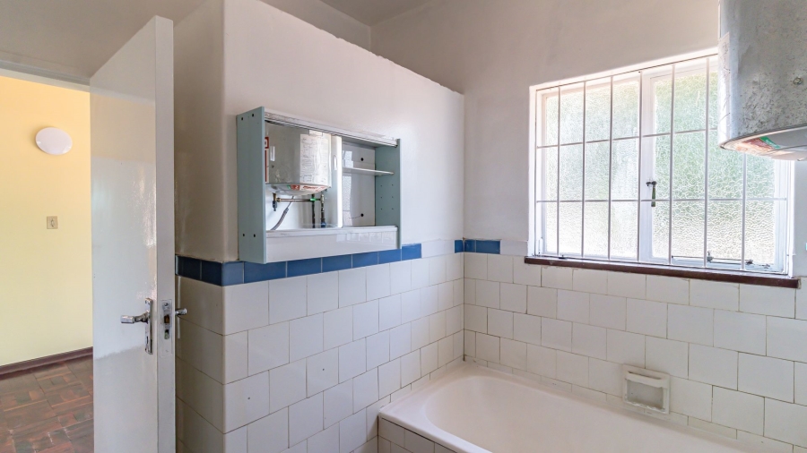 1 Bedroom Property for Sale in La Rochelle Gauteng