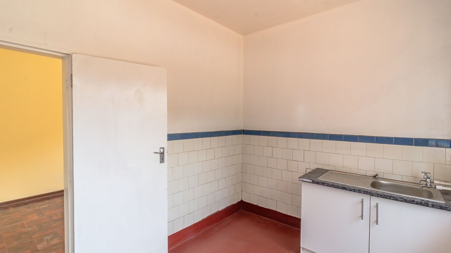 1 Bedroom Property for Sale in La Rochelle Gauteng