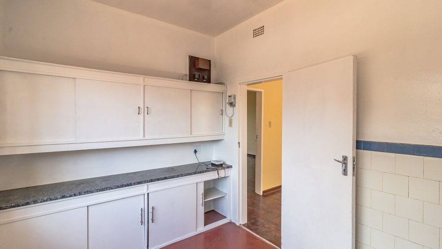 1 Bedroom Property for Sale in La Rochelle Gauteng