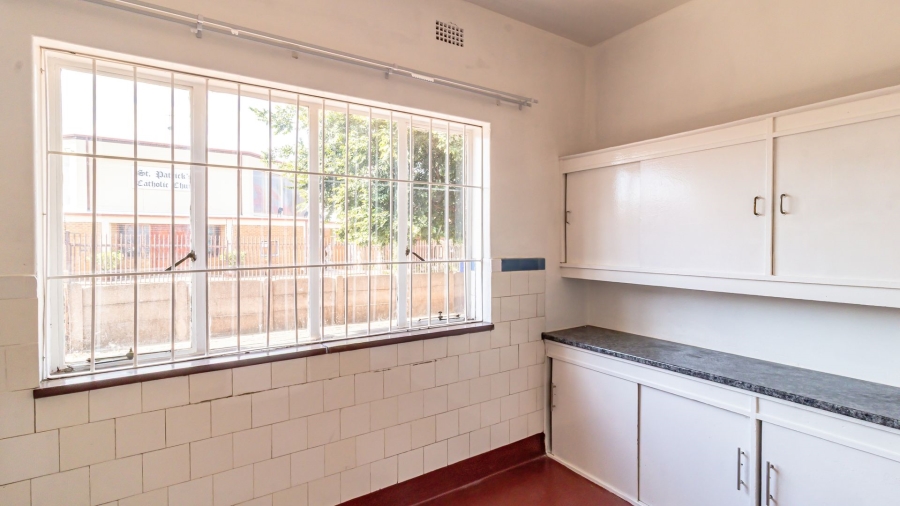 1 Bedroom Property for Sale in La Rochelle Gauteng