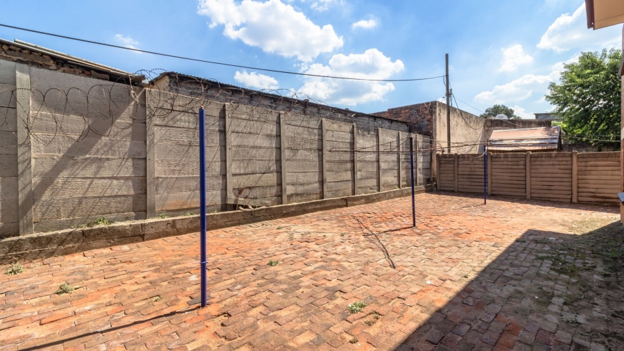 1 Bedroom Property for Sale in La Rochelle Gauteng