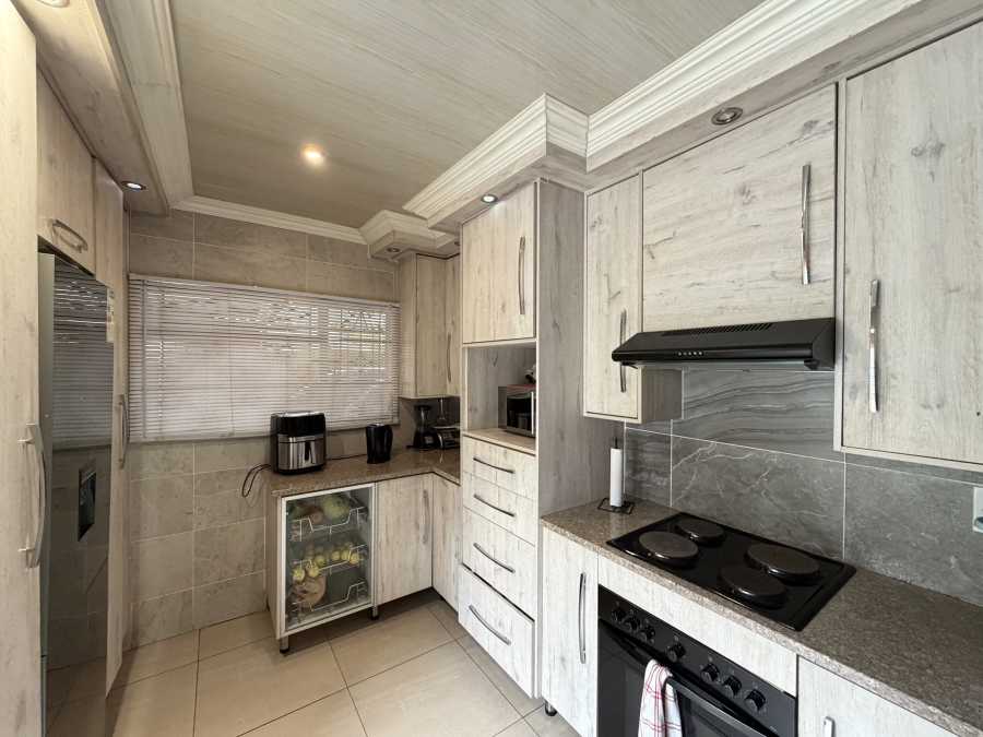 3 Bedroom Property for Sale in Ennerdale Gauteng