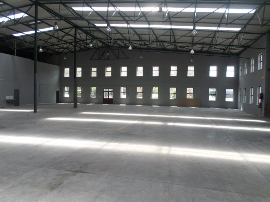 To Let commercial Property for Rent in Randjespark Gauteng
