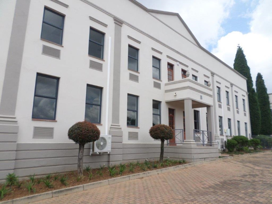 To Let commercial Property for Rent in Randjespark Gauteng