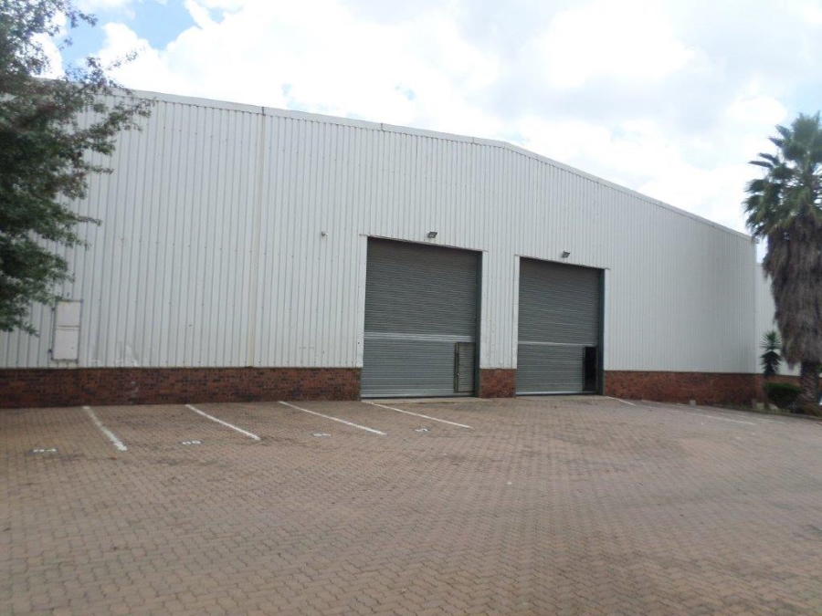 To Let commercial Property for Rent in Randjespark Gauteng