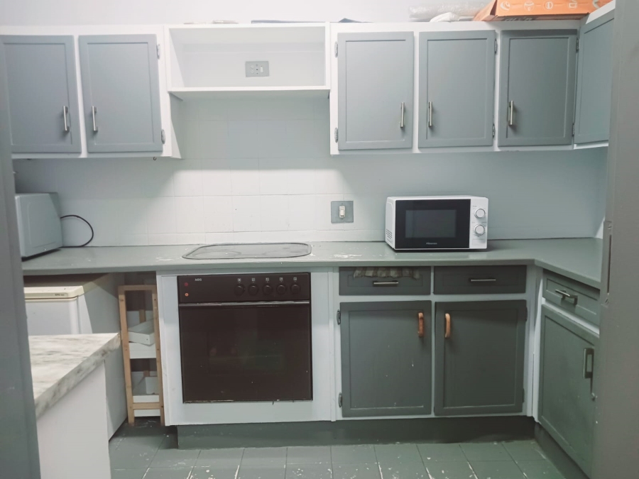 2 Bedroom Property for Sale in Windsor East Gauteng