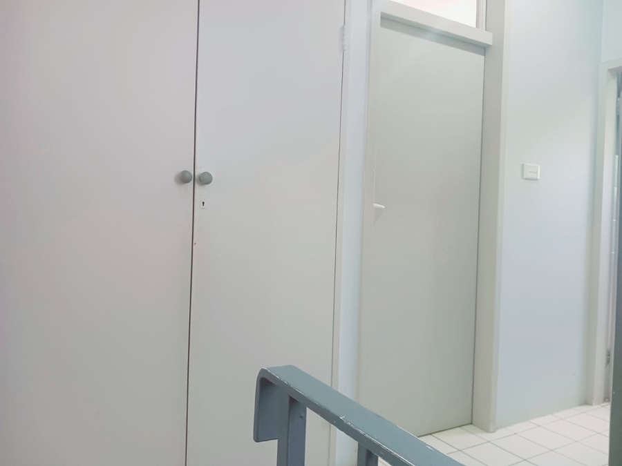 2 Bedroom Property for Sale in Windsor East Gauteng