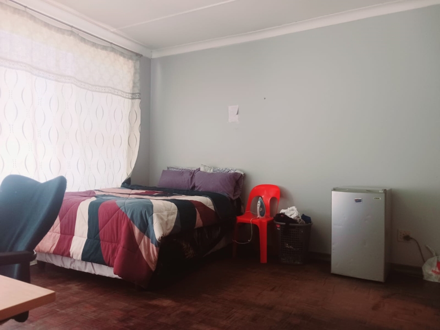 2 Bedroom Property for Sale in Windsor East Gauteng