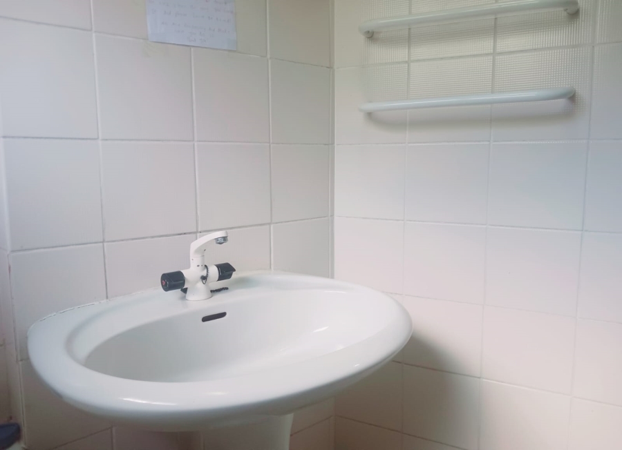 2 Bedroom Property for Sale in Windsor East Gauteng