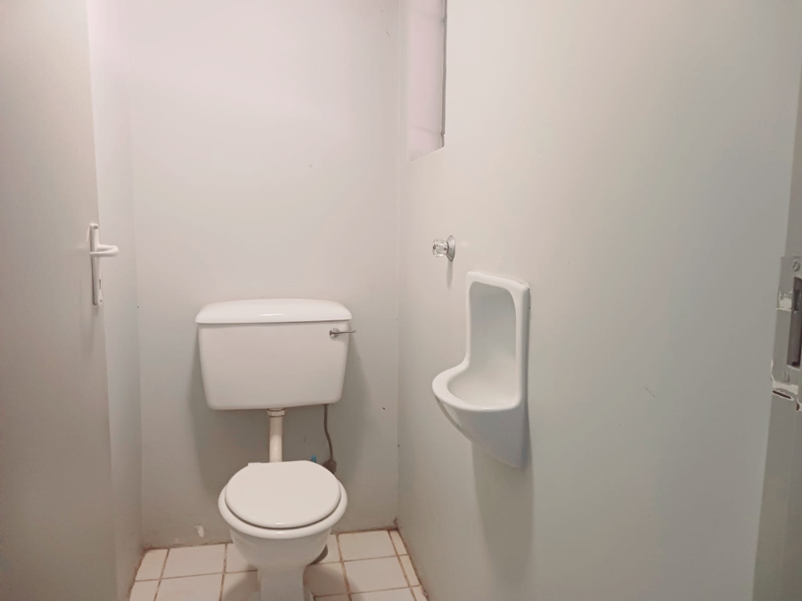 2 Bedroom Property for Sale in Windsor East Gauteng