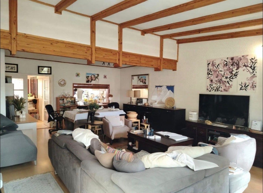 2 Bedroom Property for Sale in Woodmead Gauteng