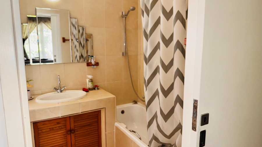 2 Bedroom Property for Sale in Woodmead Gauteng