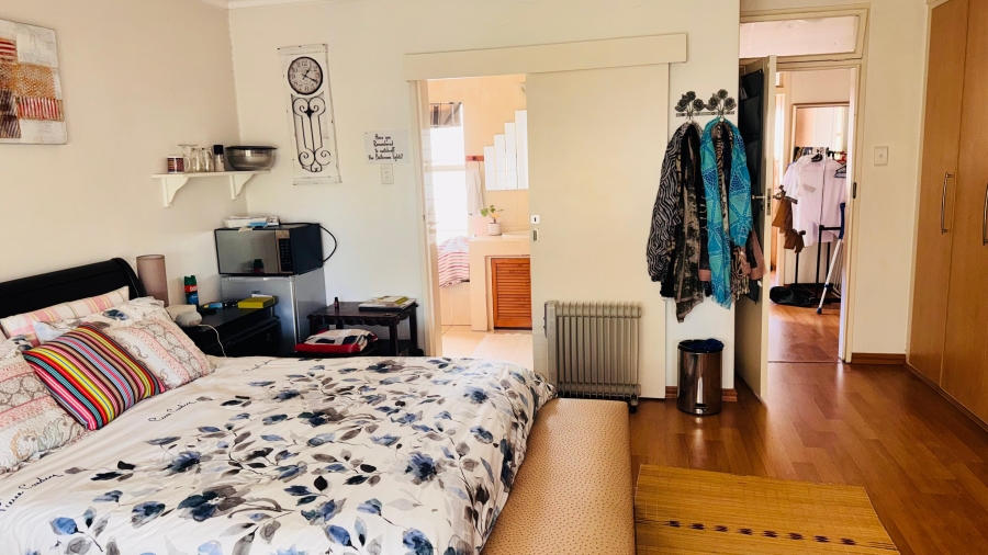 2 Bedroom Property for Sale in Woodmead Gauteng