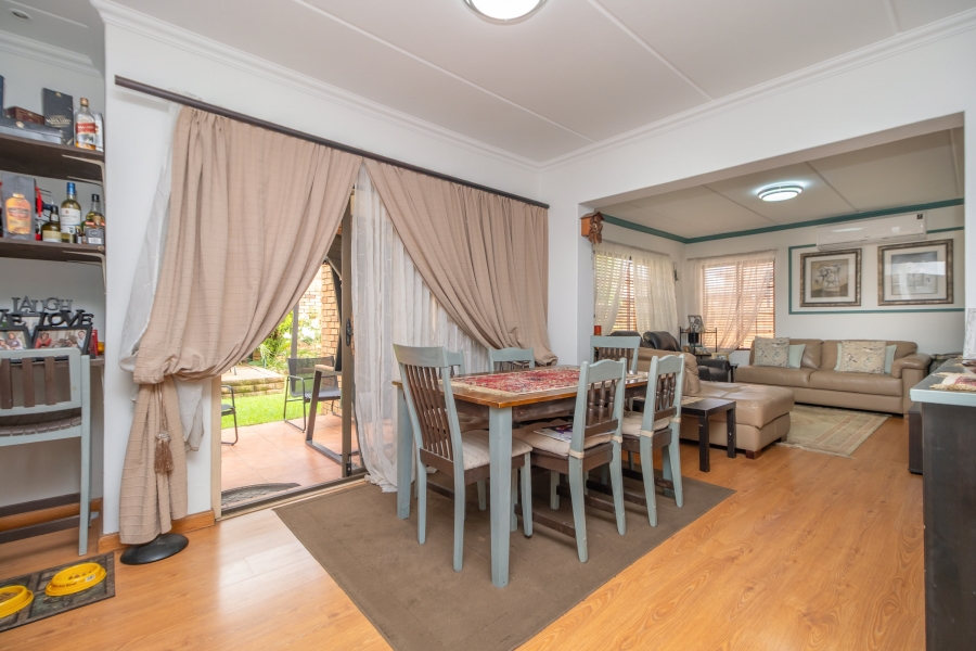 4 Bedroom Property for Sale in Willowbrook Gauteng