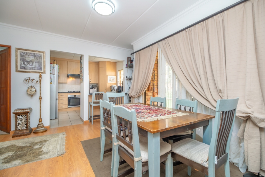 4 Bedroom Property for Sale in Willowbrook Gauteng