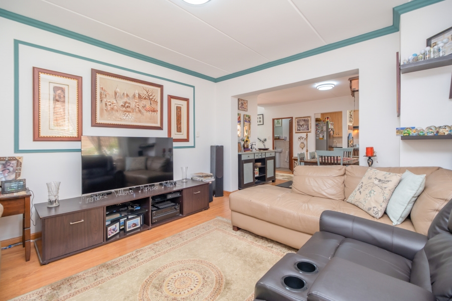 4 Bedroom Property for Sale in Willowbrook Gauteng