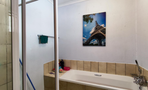 2 Bedroom Property for Sale in Ferndale Gauteng