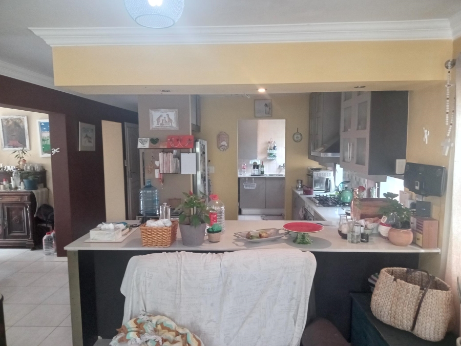 4 Bedroom Property for Sale in Kensington Gauteng
