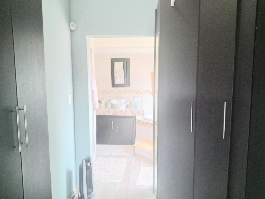 4 Bedroom Property for Sale in Kensington Gauteng