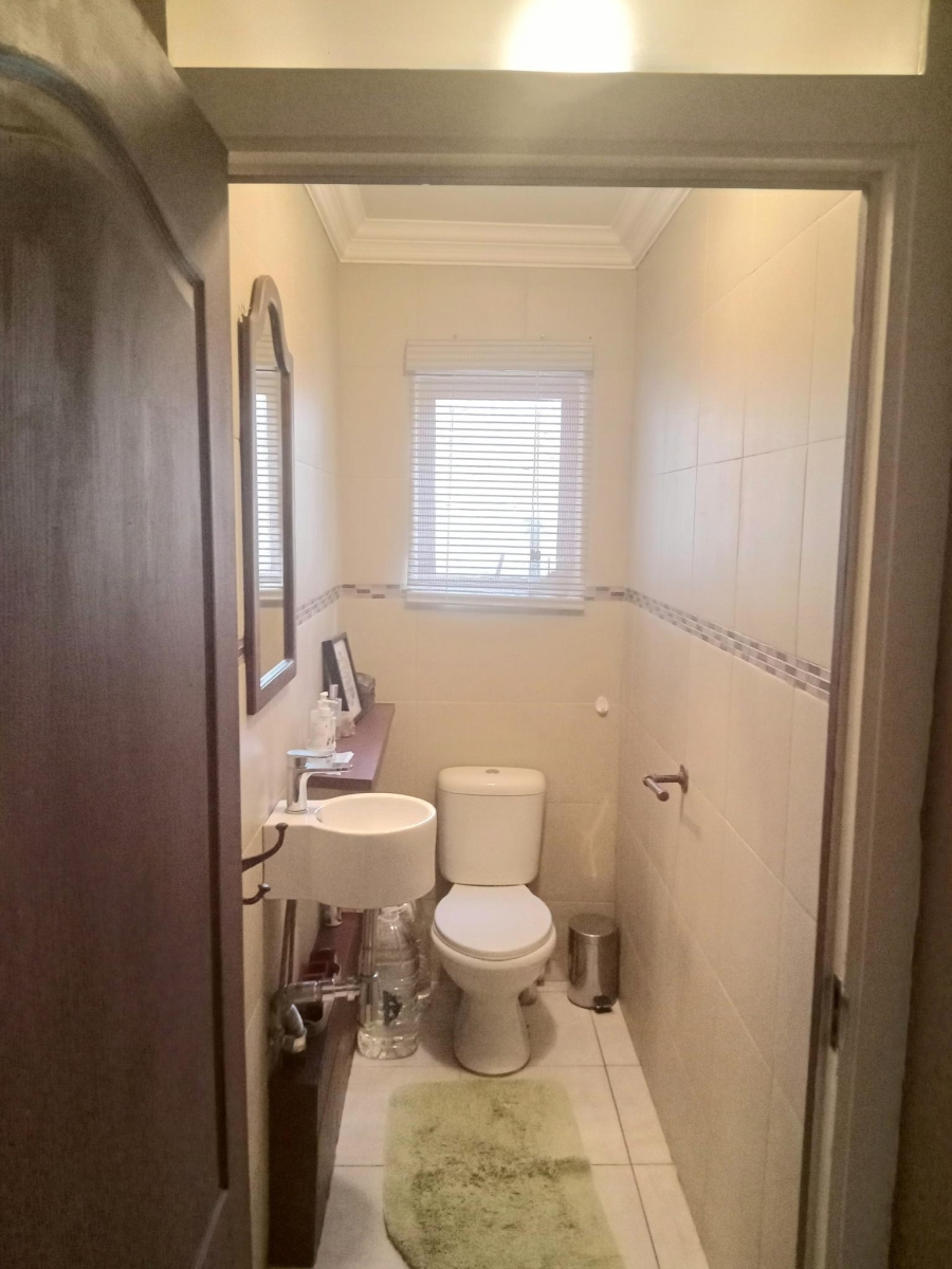 4 Bedroom Property for Sale in Kensington Gauteng