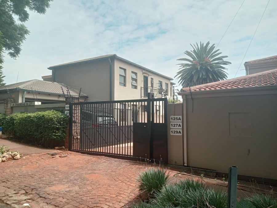 4 Bedroom Property for Sale in Kensington Gauteng