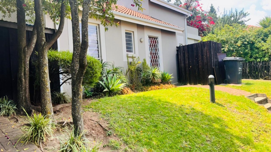 3 Bedroom Property for Sale in Douglasdale Gauteng