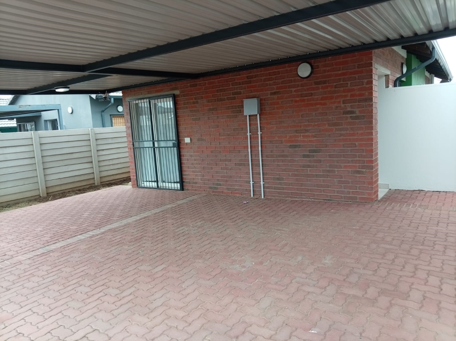 2 Bedroom Property for Sale in Parkdene Gauteng