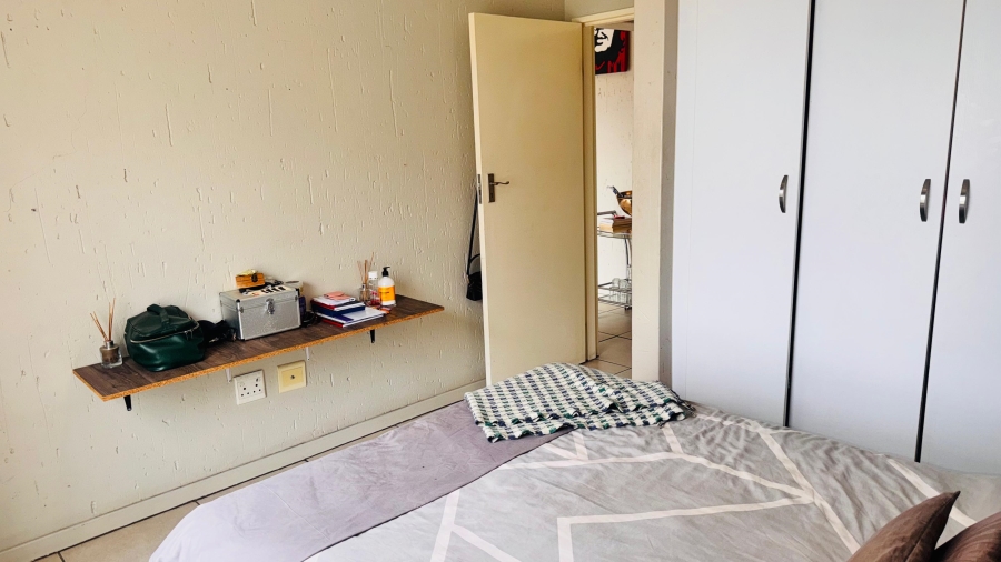 2 Bedroom Property for Sale in Douglasdale Gauteng