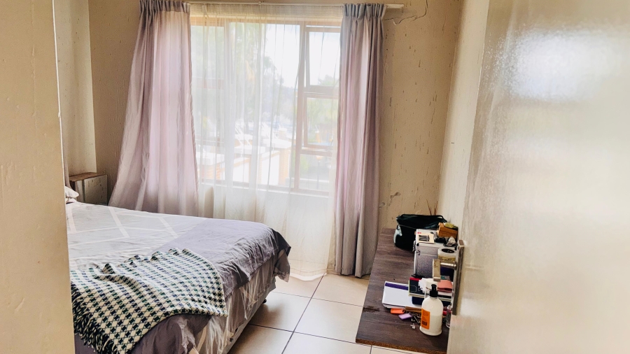 2 Bedroom Property for Sale in Douglasdale Gauteng