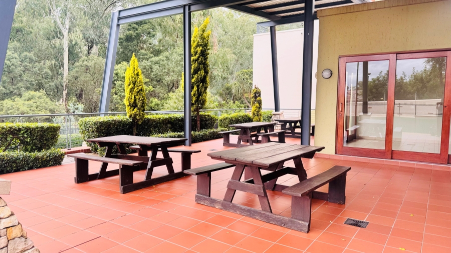 2 Bedroom Property for Sale in Douglasdale Gauteng