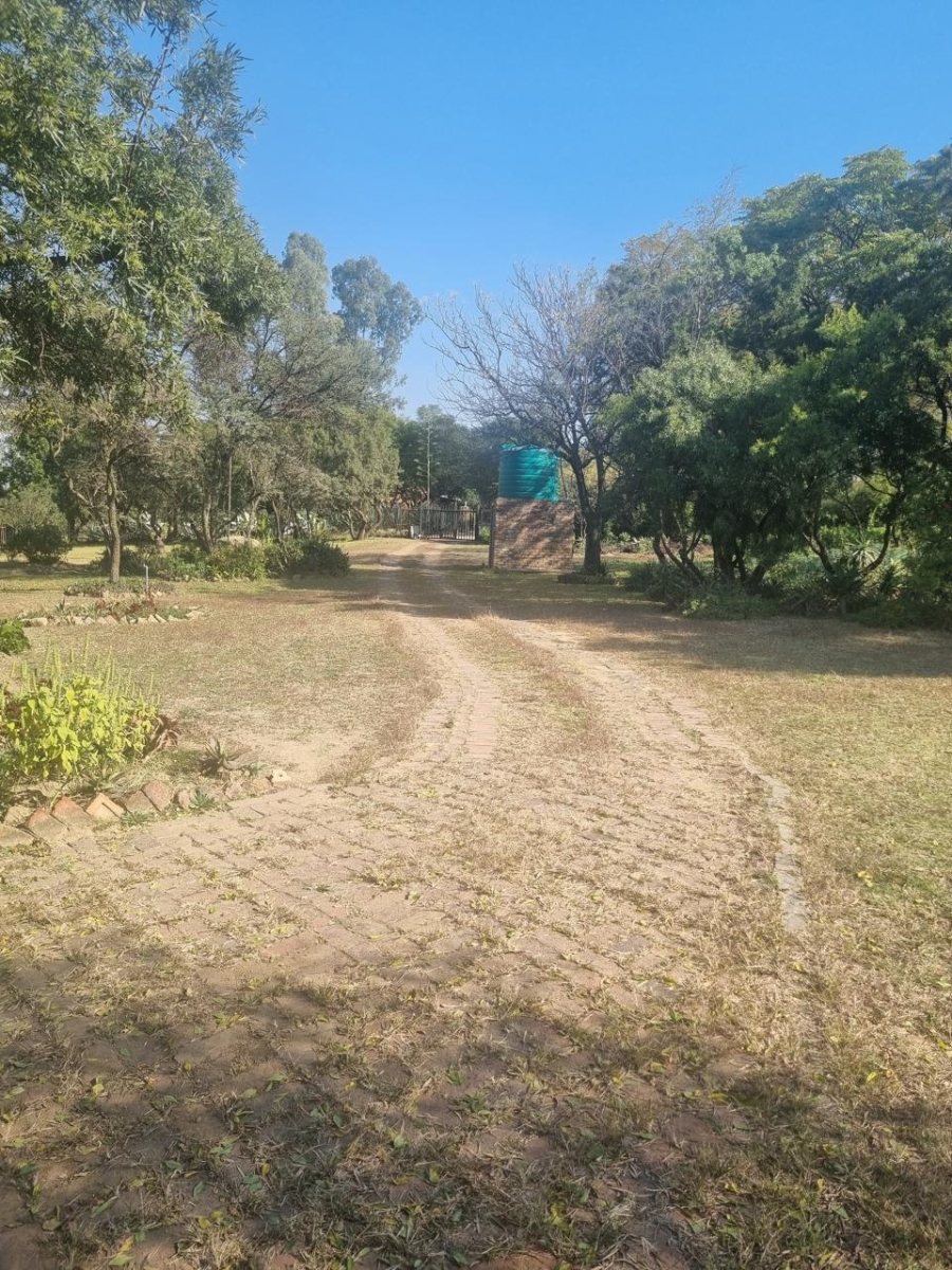 4 Bedroom Property for Sale in Farmall A H Gauteng