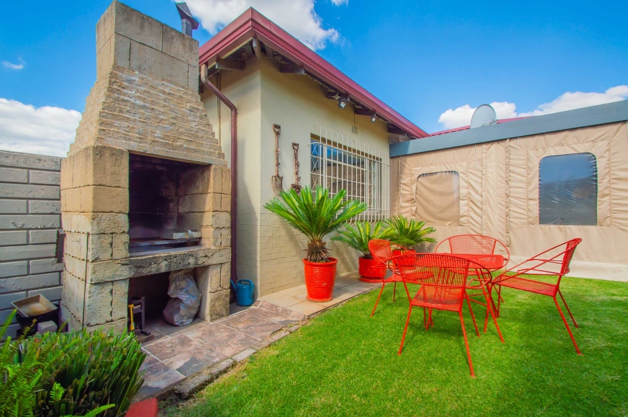 3 Bedroom Property for Sale in Wentworth Park Gauteng